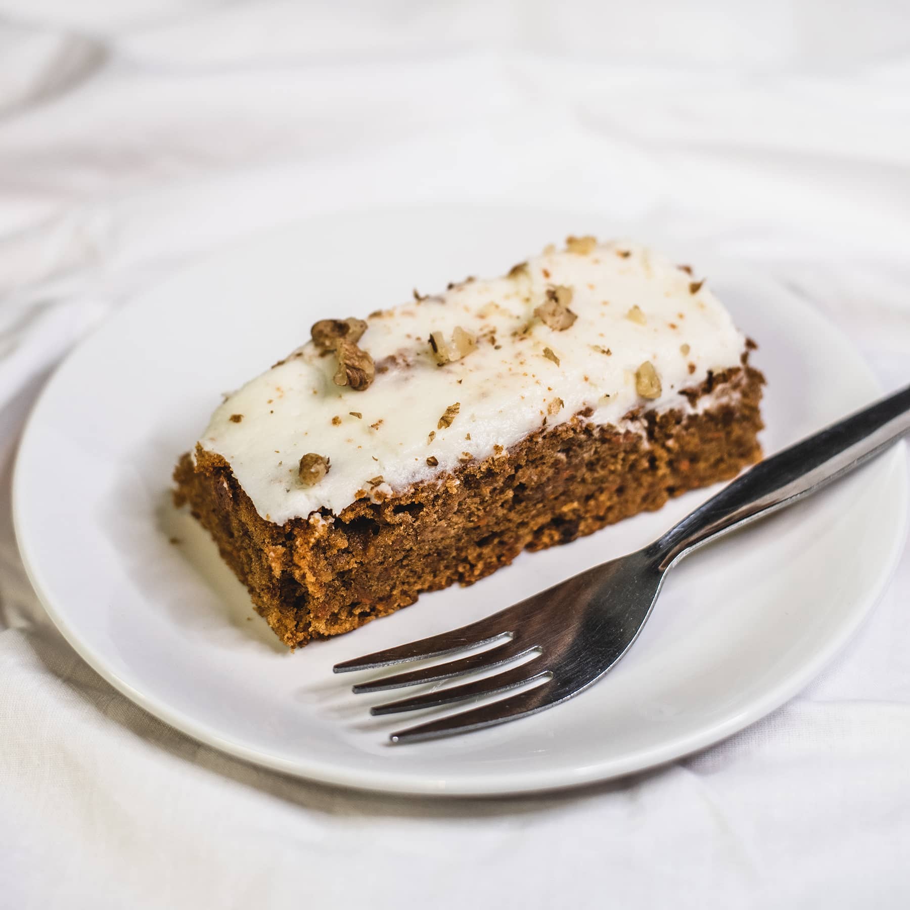 Buttercream Slices: Carrot Cake Buttercream Slices: Carrot Cake