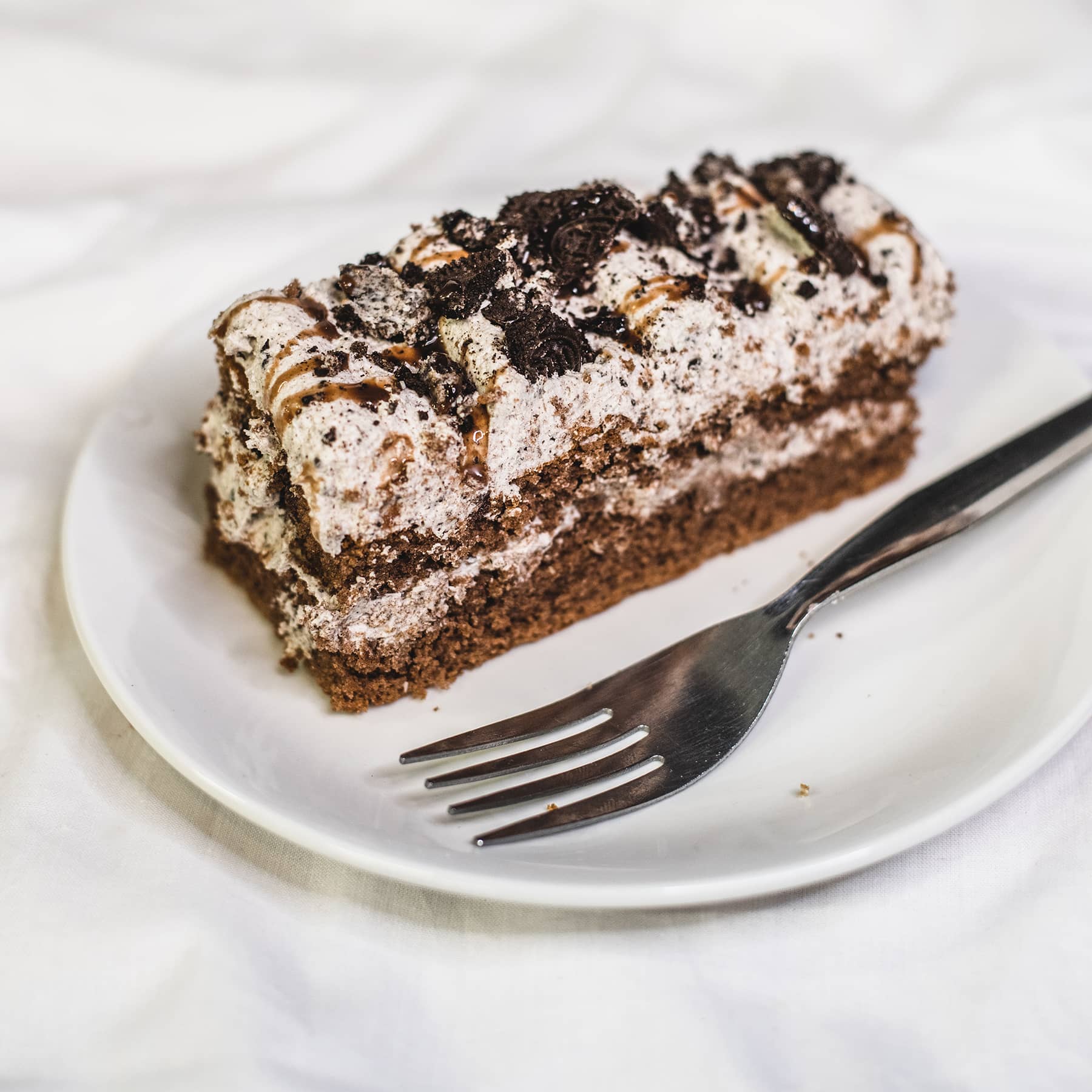 Buttercream Slices: Oreo Buttercream Slices: Oreo